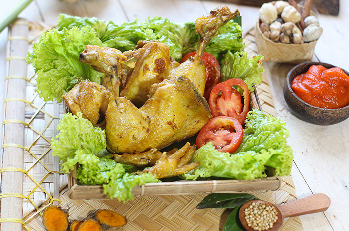 Ayam Goreng SIDO MULYO: Rempah yang Menggigit Lidah di Cilacap